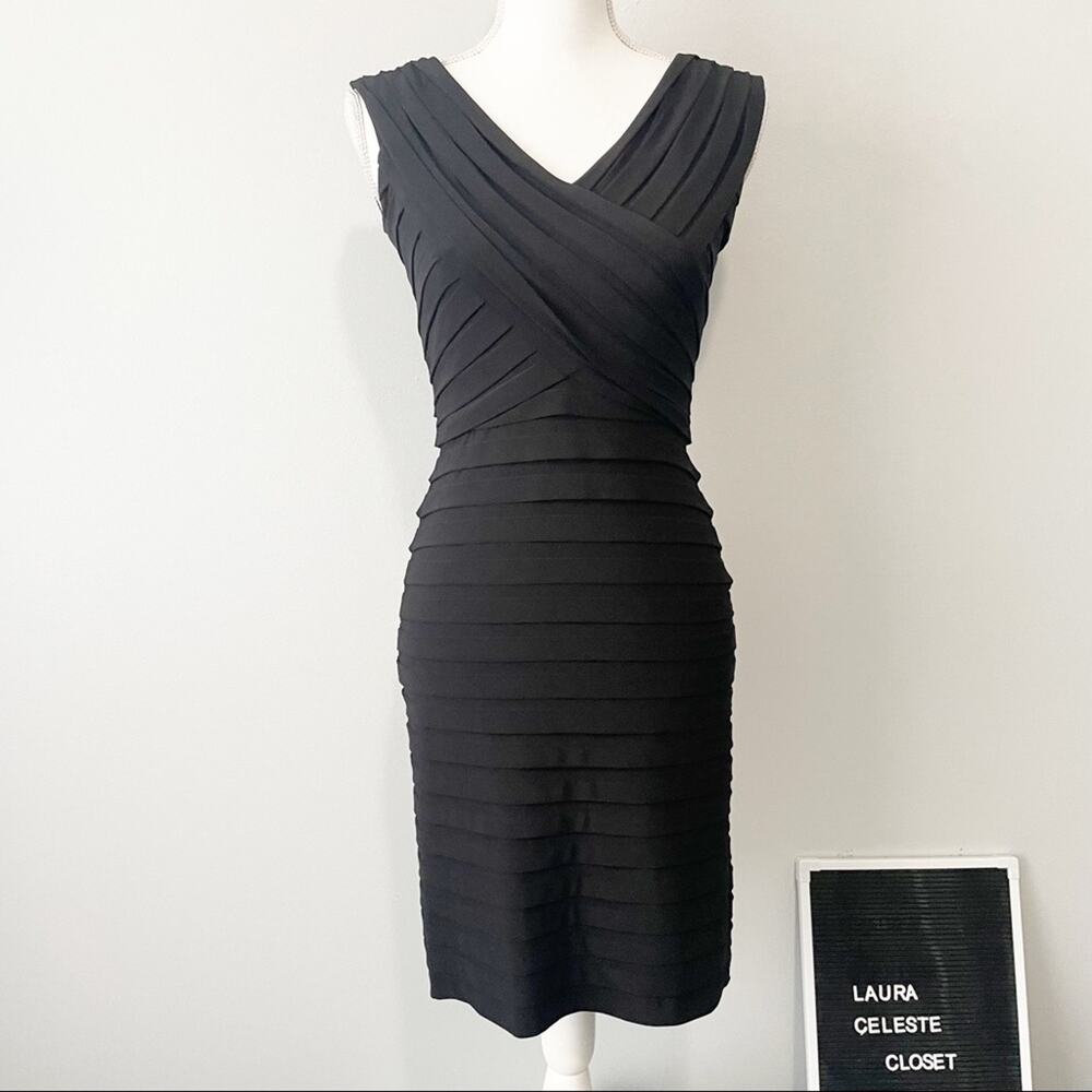 Adrianna Papell Petites black tiered bodycon sleeveless size size 4P